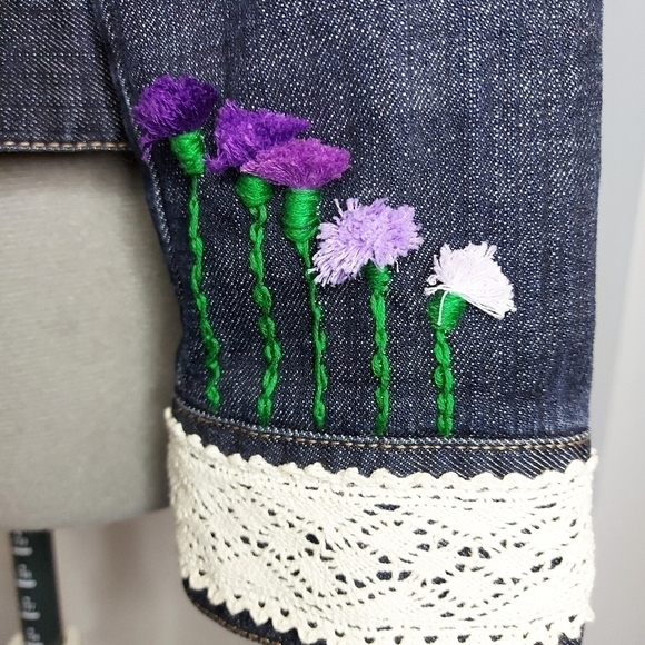 Handcrafted  Embroidered Denim Jacket Size L - Picture 5 of 9